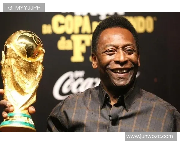 一位以单字名字闻名的足球球星他如何在赛场上创造传奇与突破