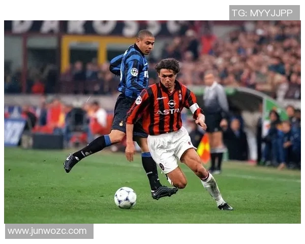 聚焦11号球星 足球场上的传奇人物与不朽经典瞬间 聚焦11号球星 足球场上的传奇人物与不朽经典瞬间