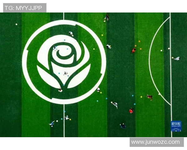 足球星卡盒全解析 打造属于你的专属足球收藏梦想