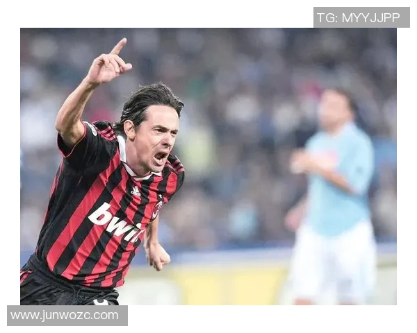 天下足球专用球星是谁揭秘 足球历史上的传奇人物与现代明星对比