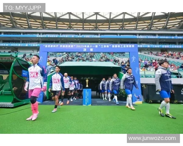 墨西哥现役足球球星闪耀绿茵场逐梦世界赛场展现激情风采 墨西哥现役足球球星闪耀绿茵场逐梦世界赛场展现激情风采